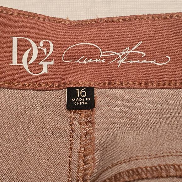 DG2 by Diane Gilman Virtual Stretch Pocket Bootcut Jeans Size 16 - Picture 6 of 9